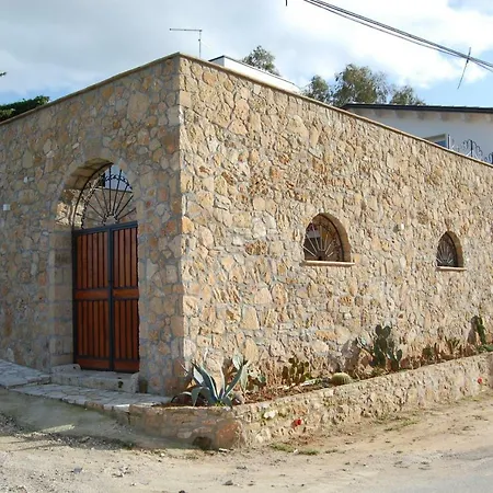 Holiday home Corte Sicana Balestrate